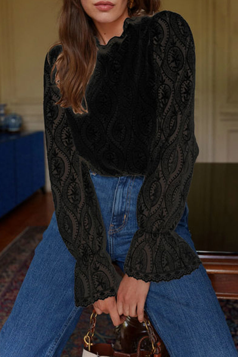 Elegantly Styled Blouse for Everyday Wear
