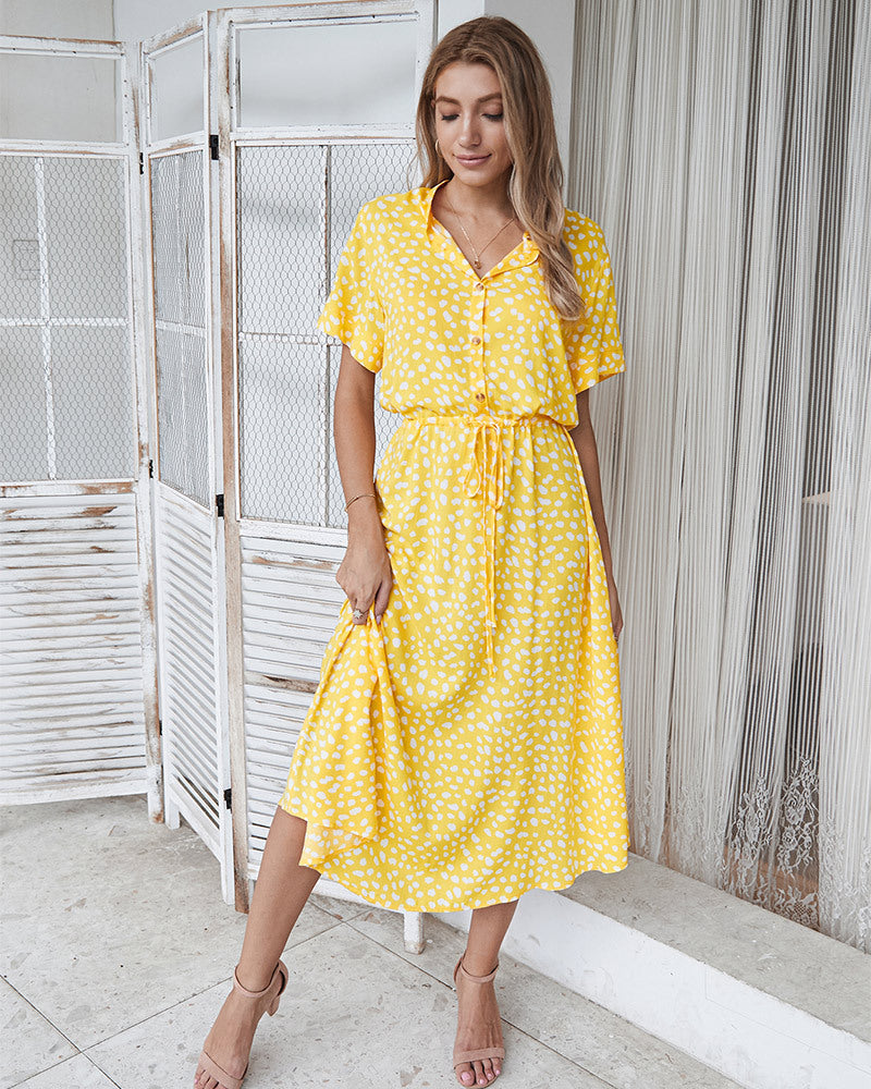 Gracefully Styled Dress for Any Occasion