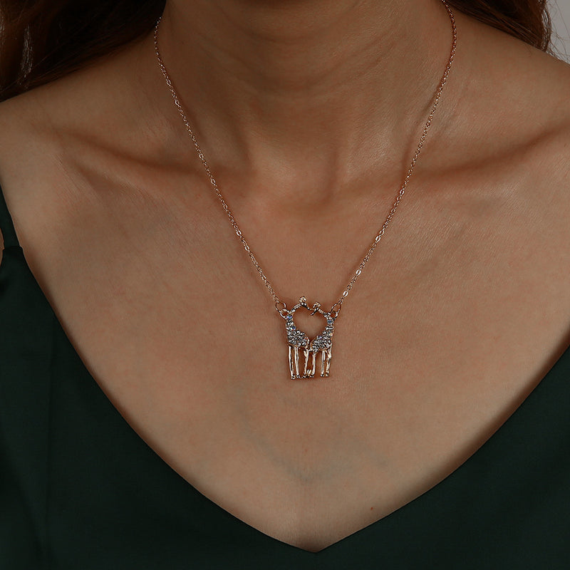 Herkkä käsityö Kaulakoru