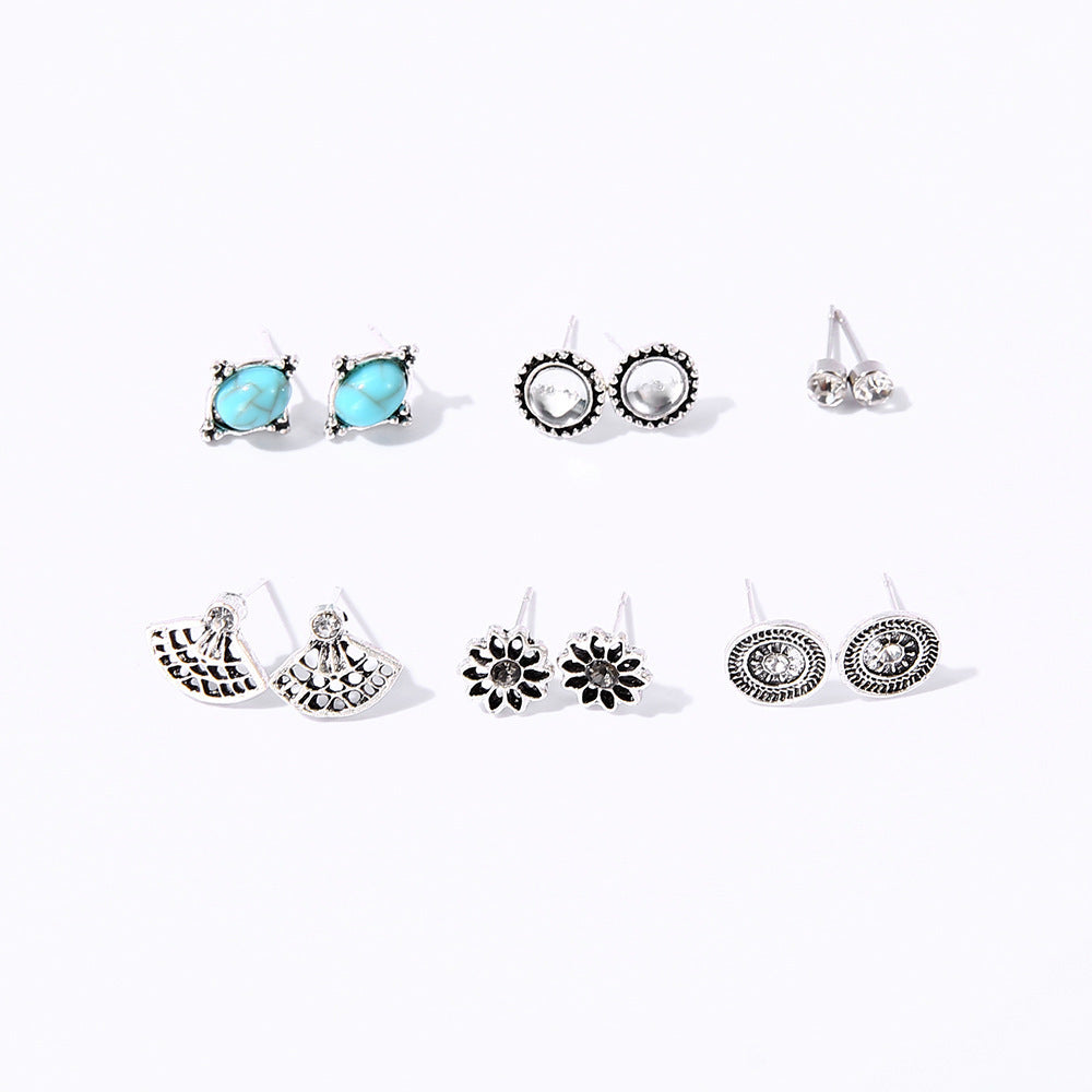 Kaunis Korvarengas ainutlaatuisella tyylillä