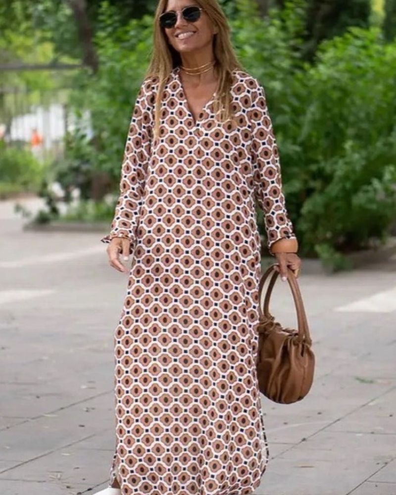 Gracefully Styled Dress for Any Occasion