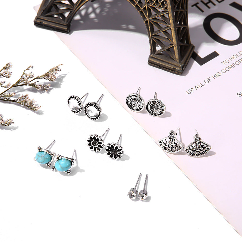 Kaunis Korvarengas ainutlaatuisella tyylillä