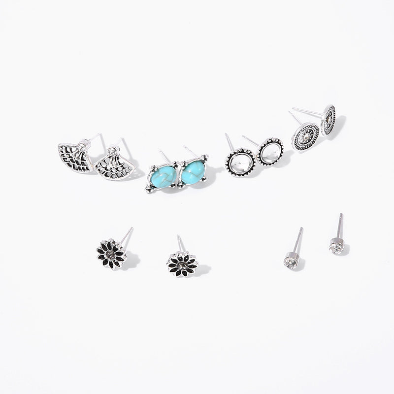 Kaunis Korvarengas ainutlaatuisella tyylillä