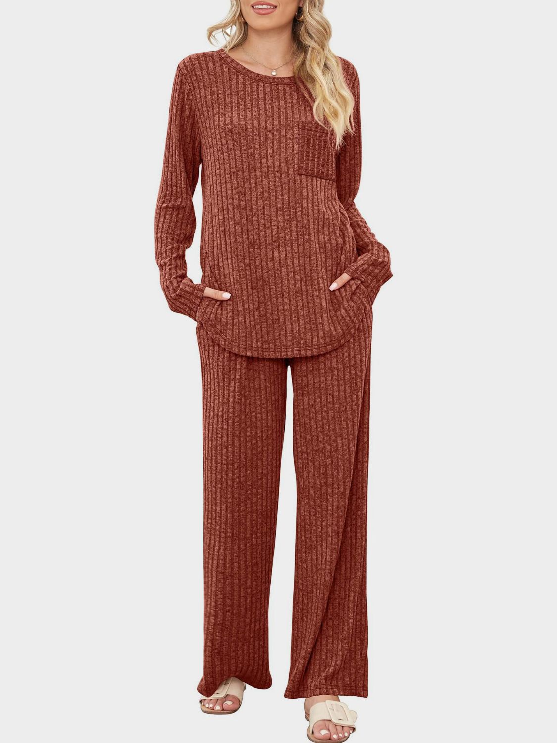 Polished Trousers with an Effortless Classic Look