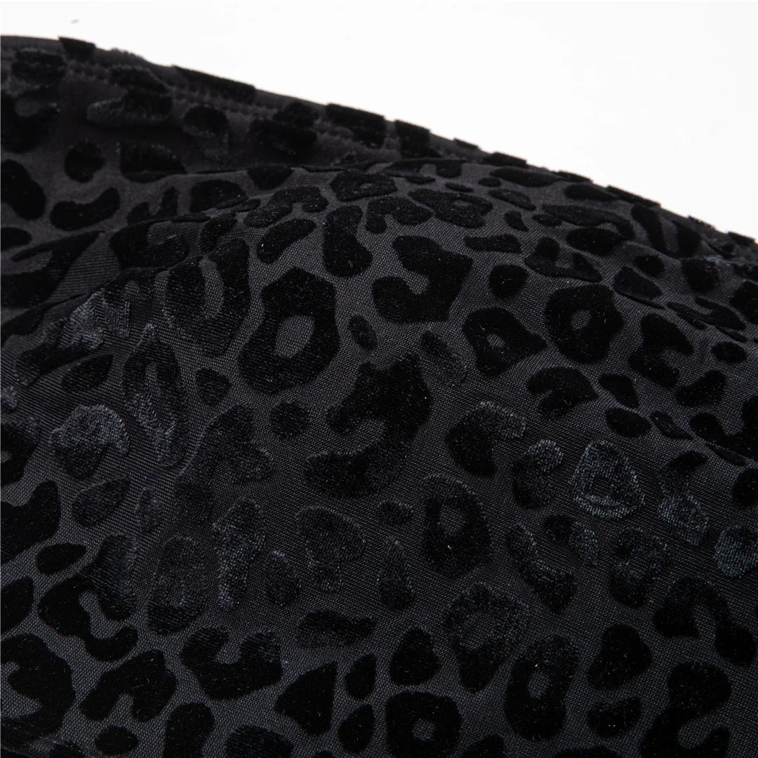 Well Tailored Garment with a Graceful Silhouette