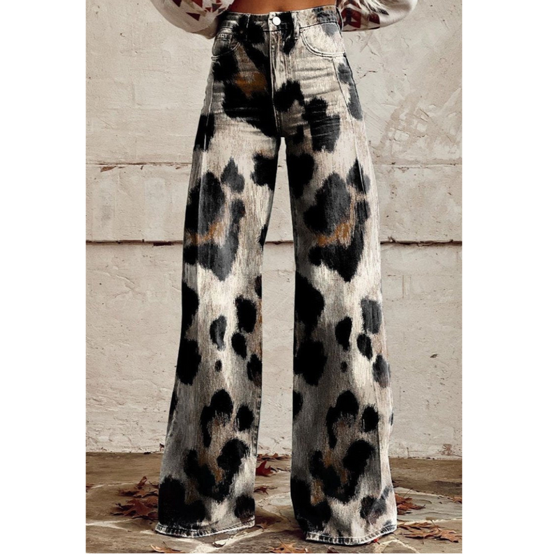 Gracefully Styled Garment for Any Occasion