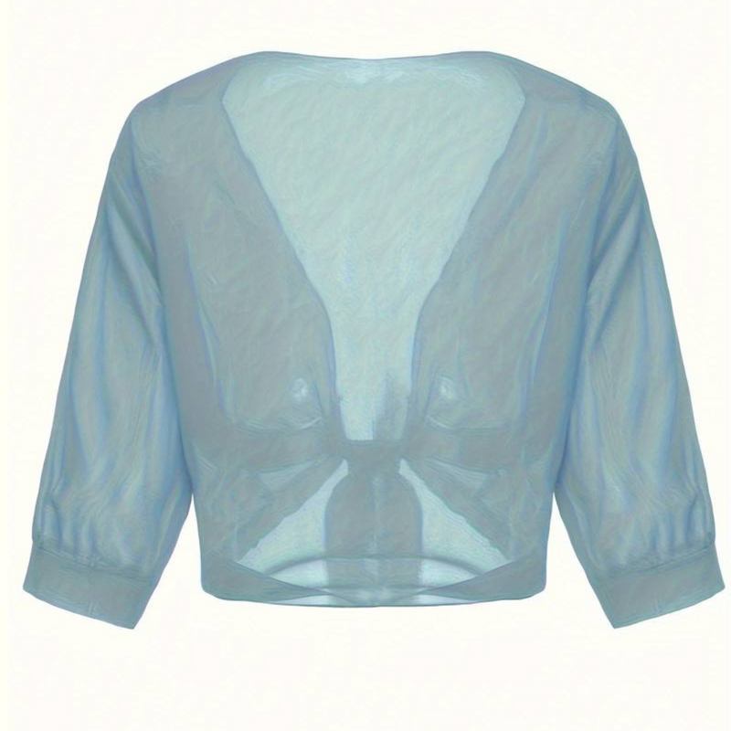 Effortlessly Elegant Blouse with a Timeless Design