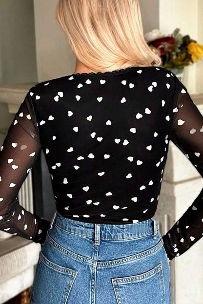 Effortlessly Elegant Garment with a Timeless Design