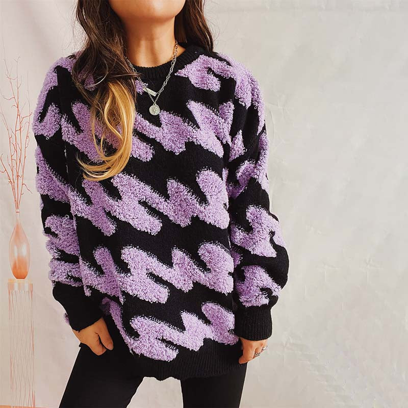Classic Vintage Sweater with a Flattering Fit