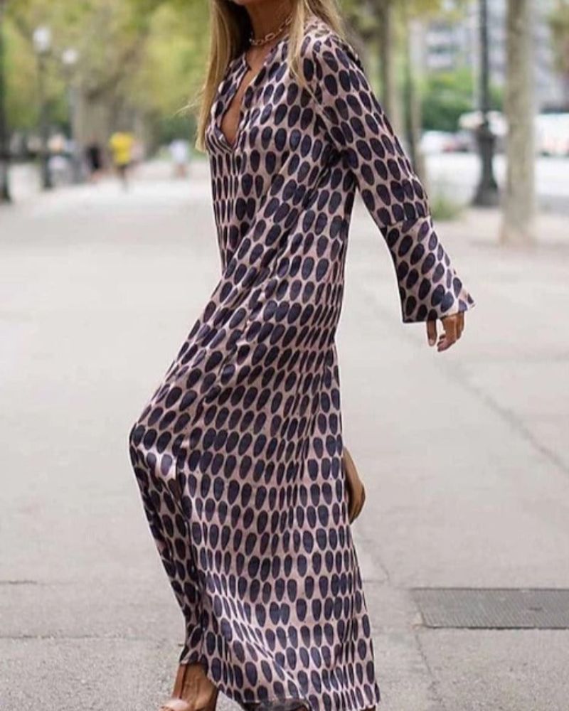 Gracefully Styled Dress for Any Occasion