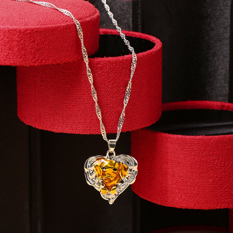 Kaunis Kulta Kaulakoru ainutlaatuisella tyylillä