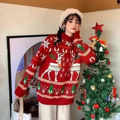 Kristin® | Warm women's knitted sweater with a Christmas print and a crew neck