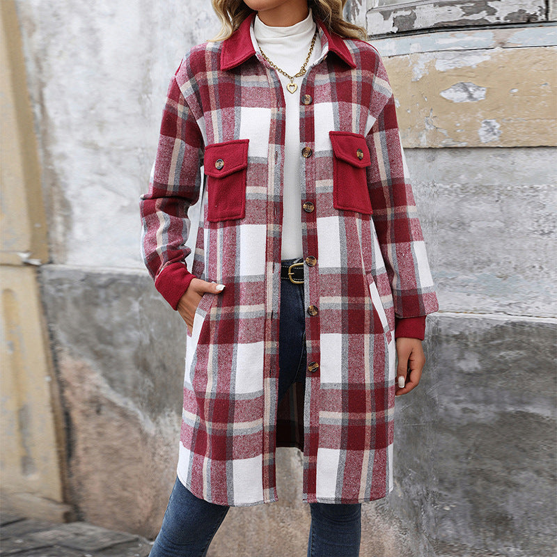 Well Tailored Coat with a Graceful Silhouette