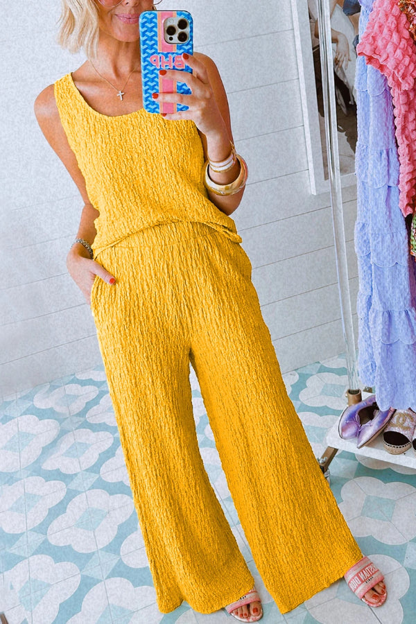 Sophisticated Pants with a Clean Classic Look