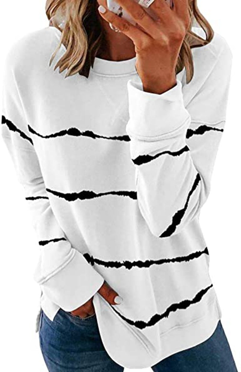 Effortlessly Elegant Garment with a Timeless Design