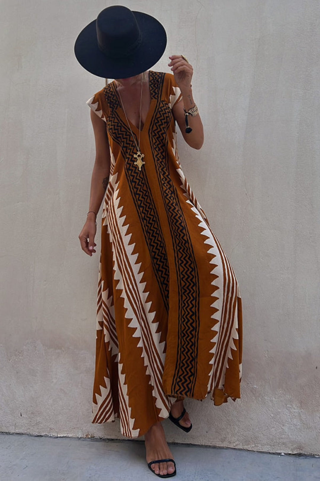 Polished Dress with an Effortless Classic Look