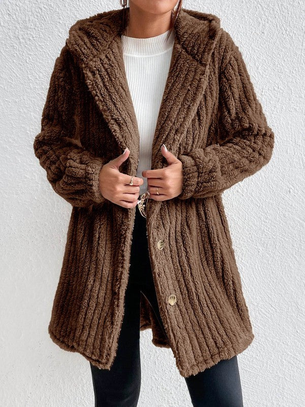 Elegantly Styled Coat for Everyday Wear