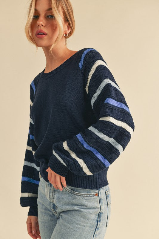 Effortlessly Elegant Sweater with a Timeless Design