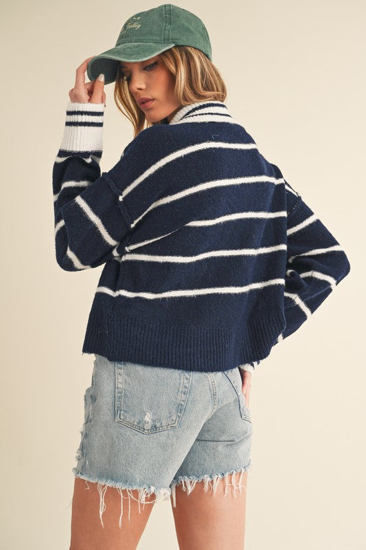 Effortlessly Elegant Sweater with a Timeless Design