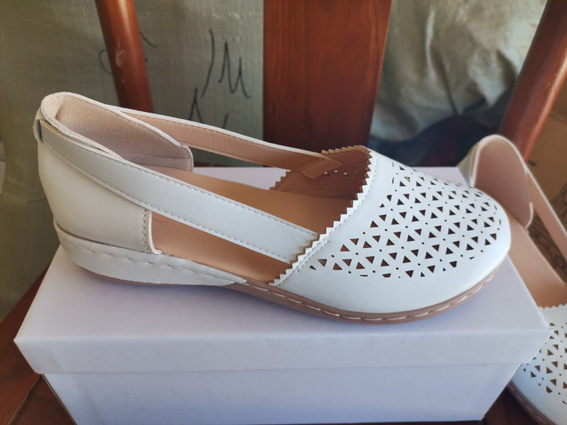 Vintage-henkiset Ortopediset Sandaalit