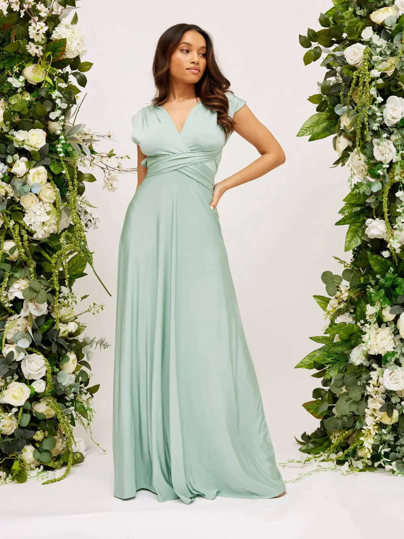 Well Tailored Dress with a Graceful Silhouette