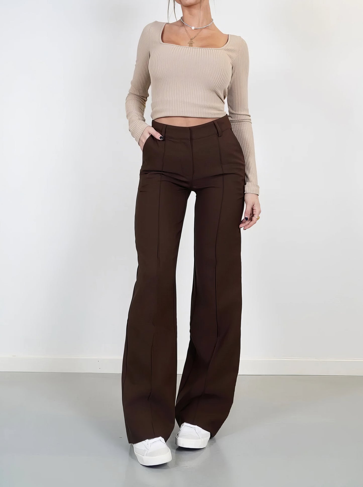 Gracefully Styled Trousers for Any Occasion