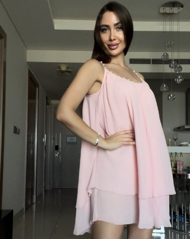 Gracefully Styled Dress for Any Occasion