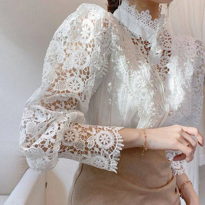Beautifully Finished Blouse in a Timeless Design