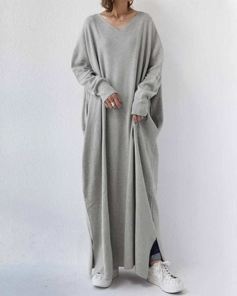 Well Tailored Sweater with a Graceful Silhouette