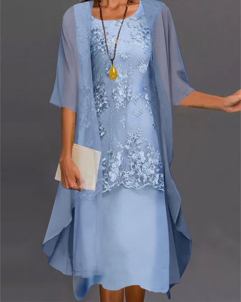 Classic Vintage Dress with a Flattering Fit