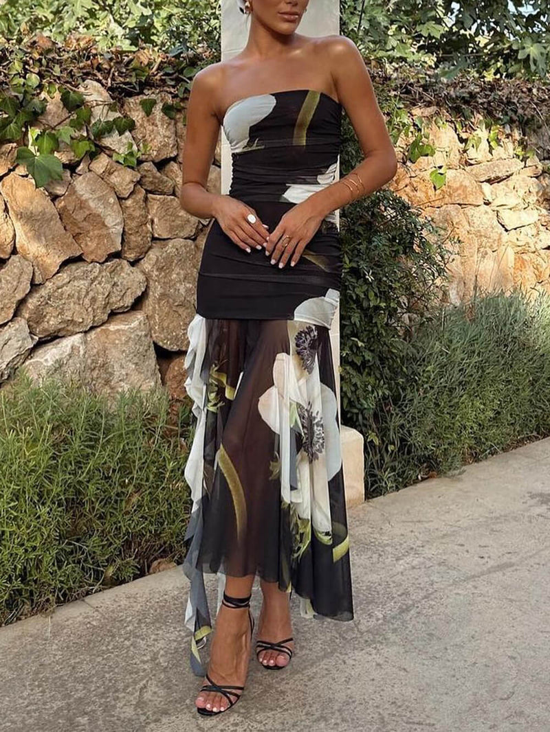 Effortlessly Elegant Garment with a Timeless Design