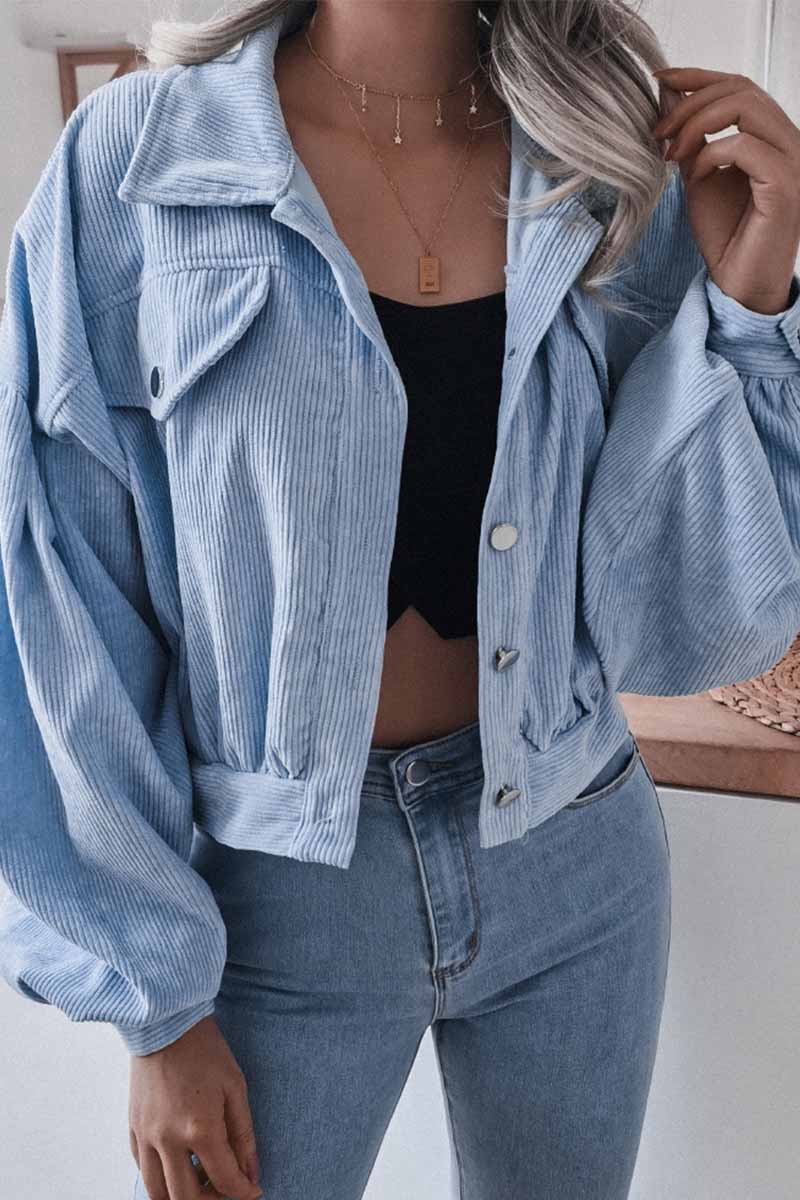 Elegantly Styled Coat for Everyday Wear