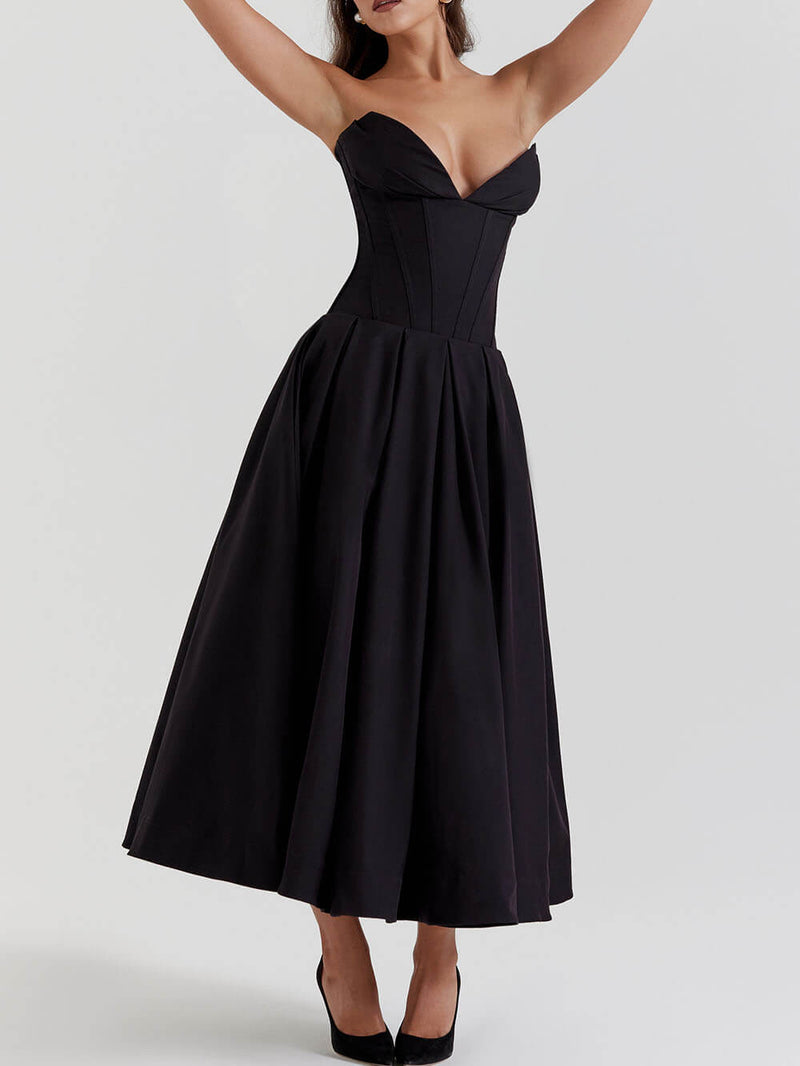 Well Tailored Dress with a Graceful Silhouette