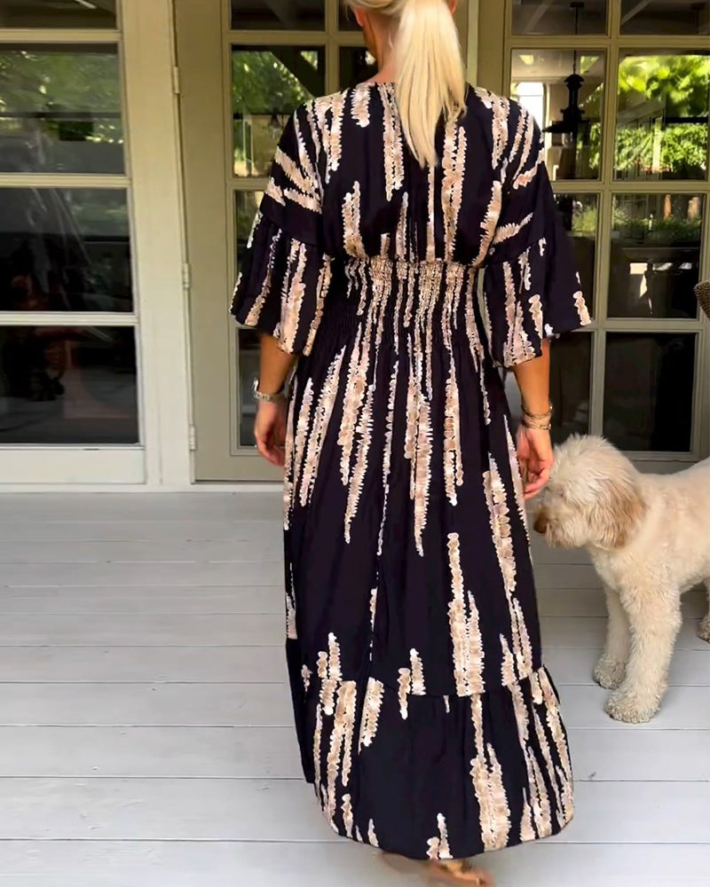 Classic Vintage Dress with a Flattering Fit