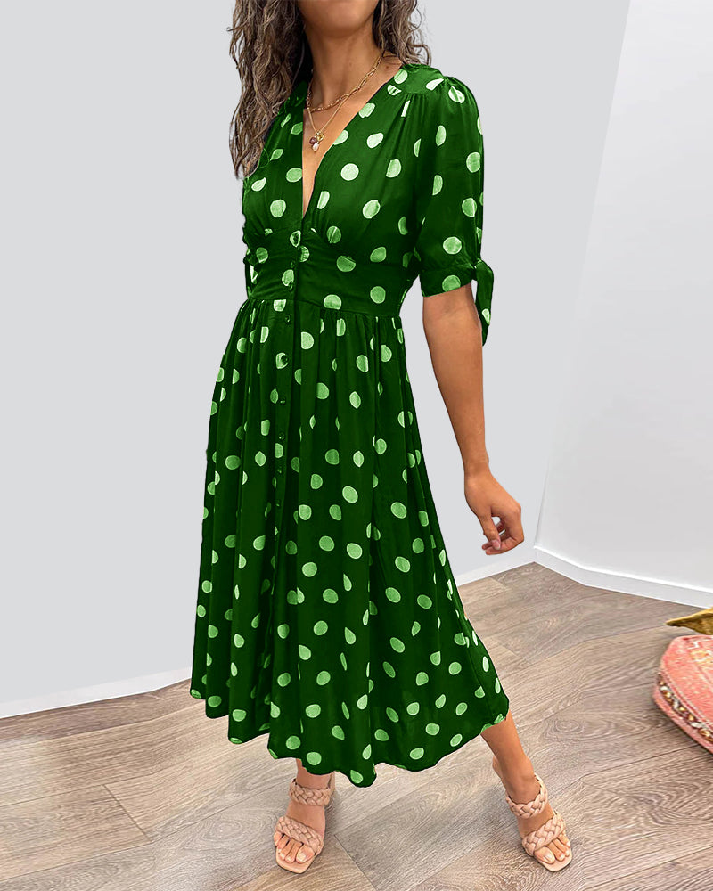 Classic Vintage Dress with a Flattering Fit