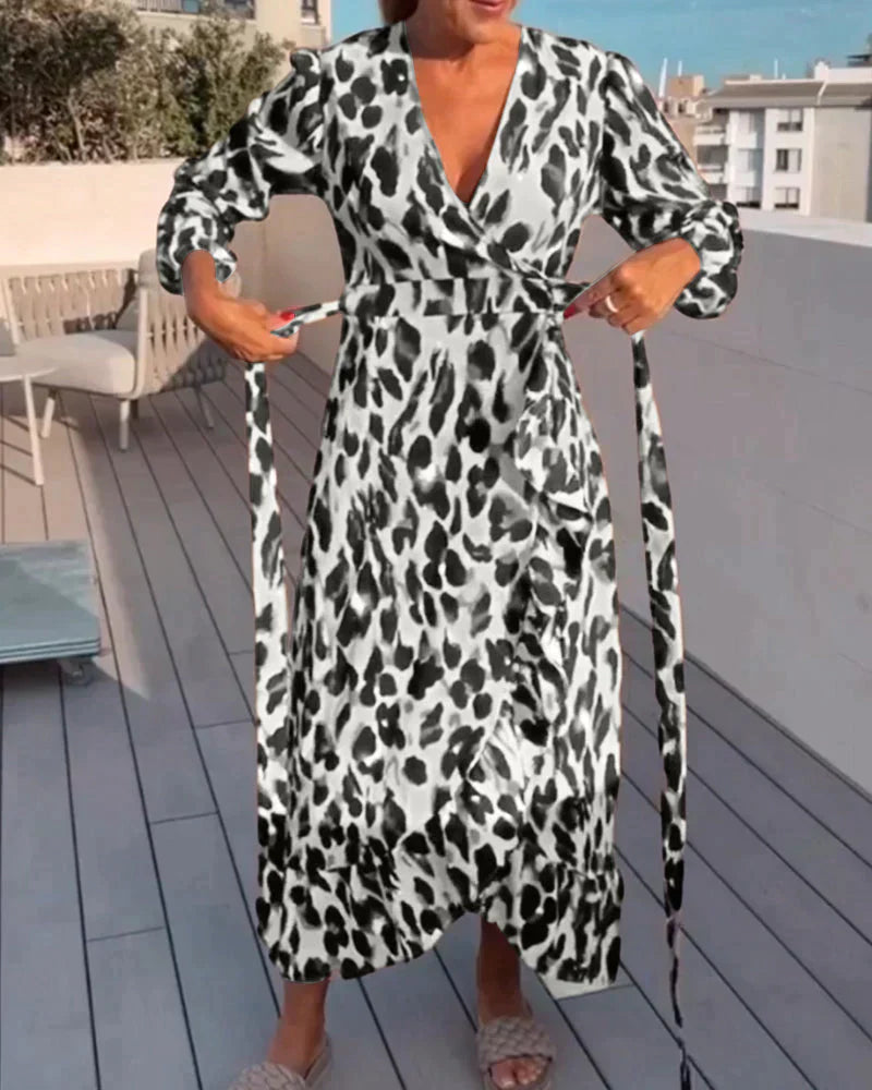 Elegantly Styled Dress for Everyday Wear