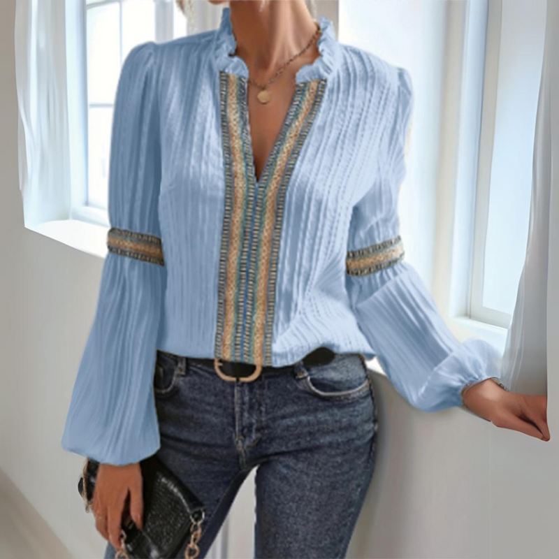 Beautifully Crafted Blouse in a Classic Style