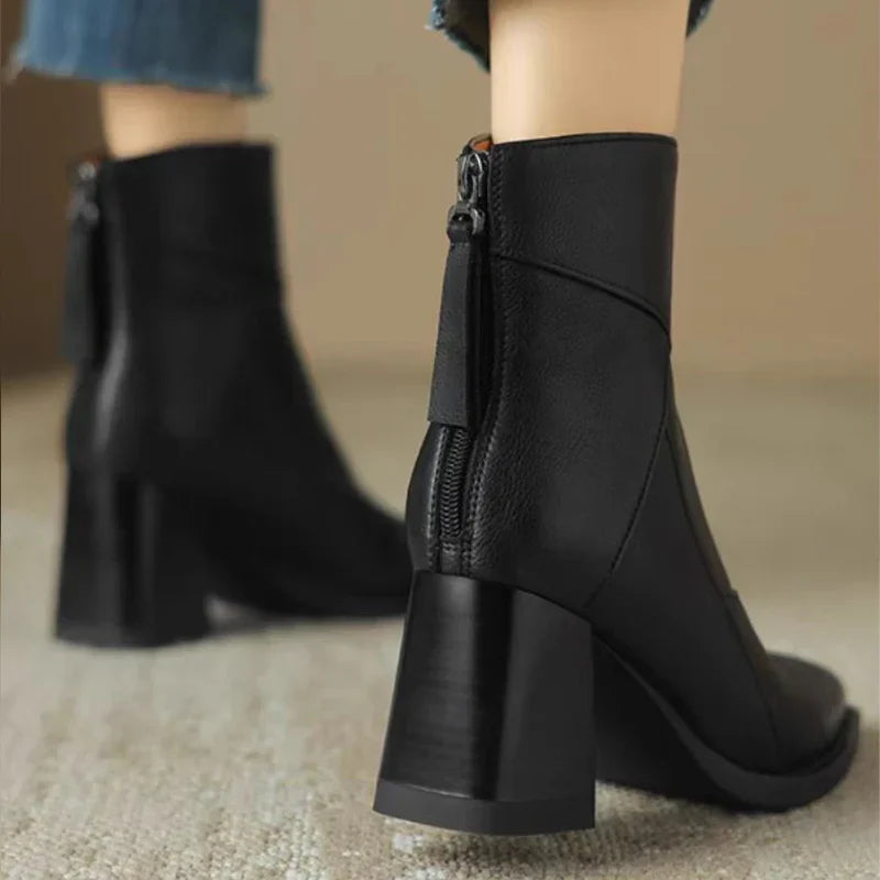 Graceful Orthopedic Boots for Modern Look