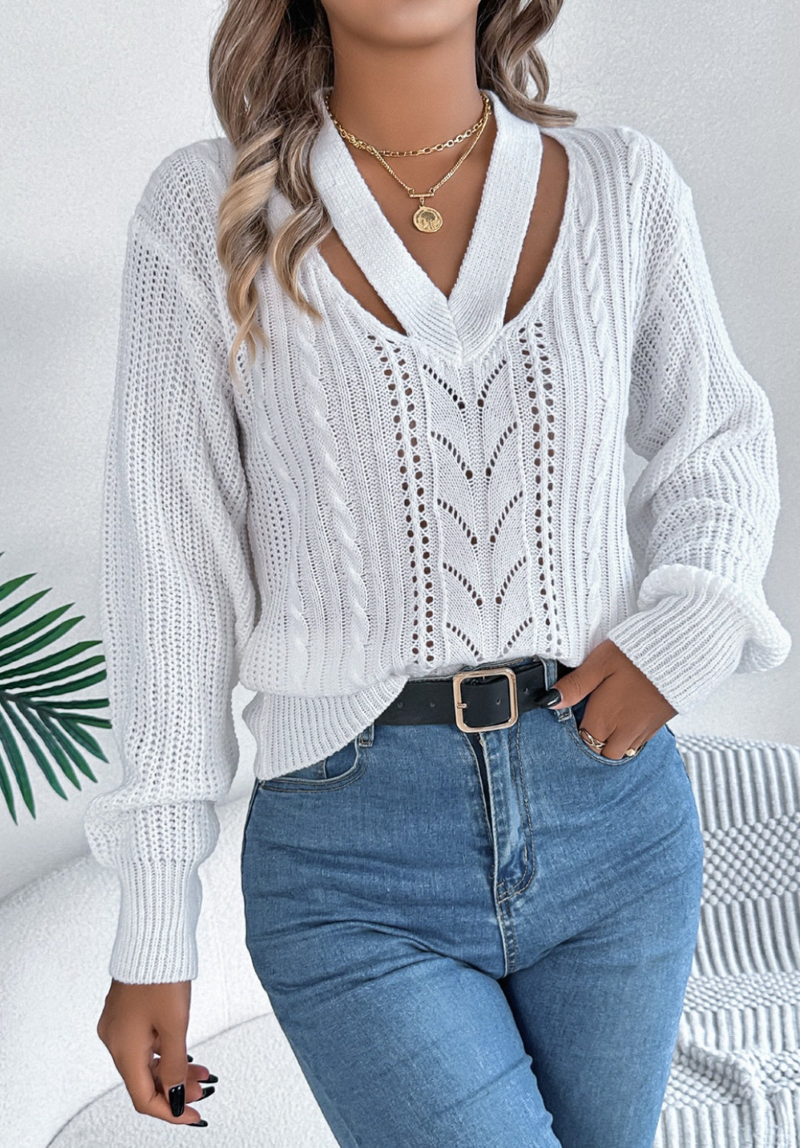 Classic Vintage Sweater with a Flattering Fit