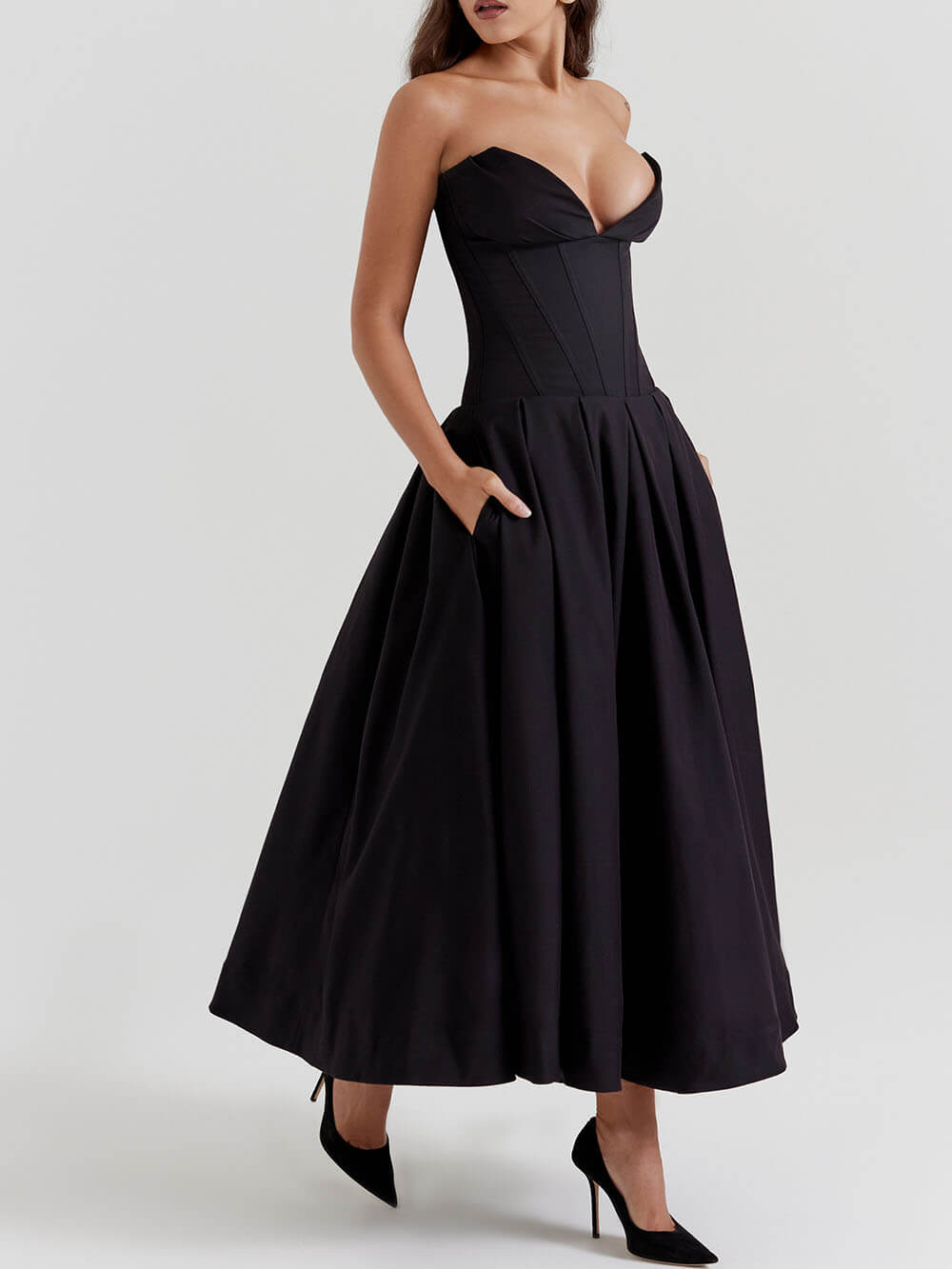 Polished Dress with an Effortless Classic Look
