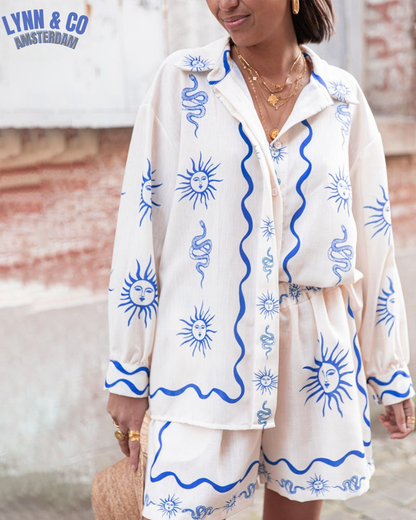 Classic Vintage & Enduringly Stylish Top