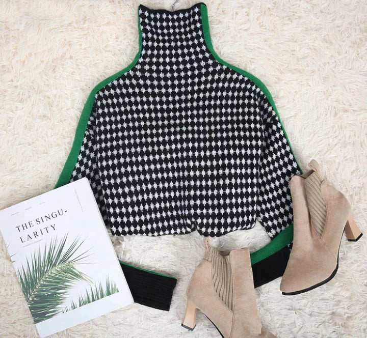 Well Tailored Blouse with a Graceful Silhouette