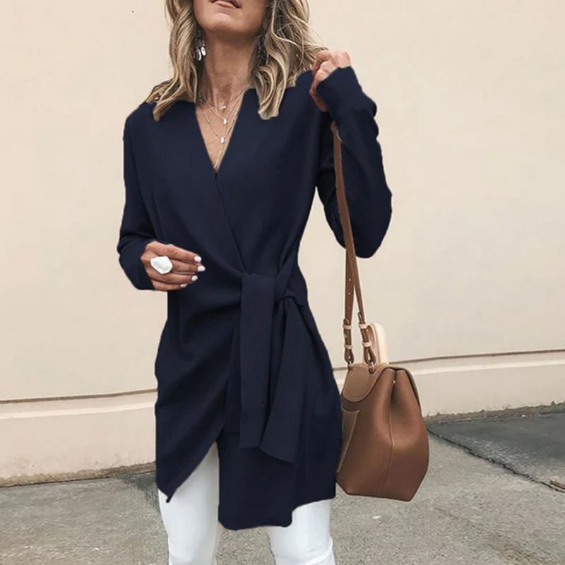 Effortlessly Elegant Cardigan with a Timeless Design