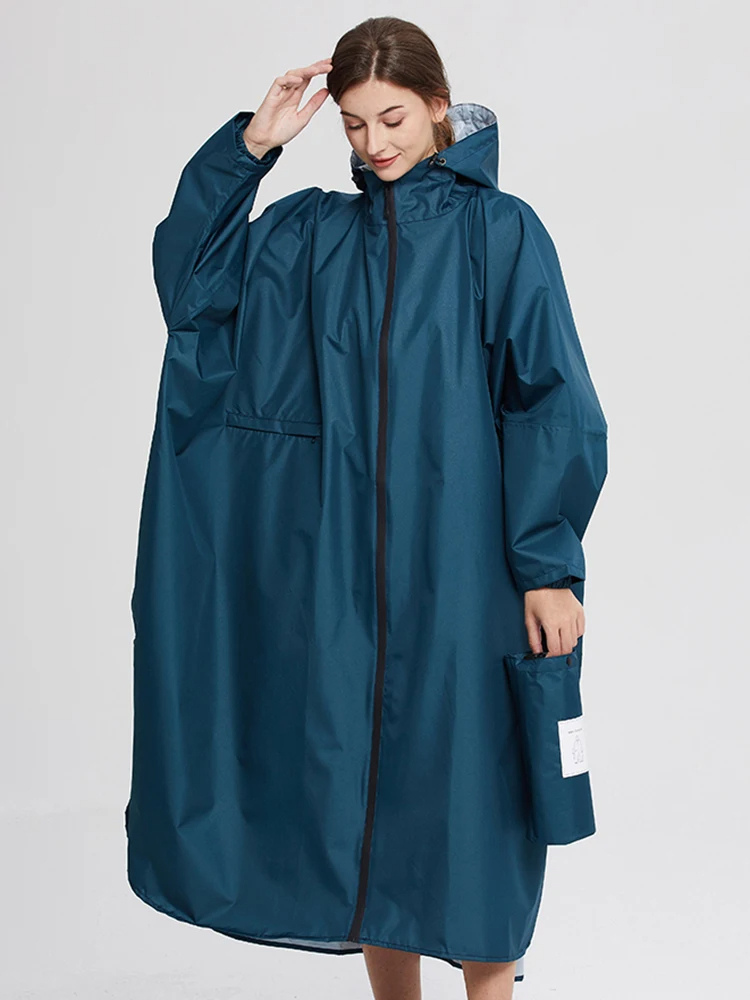 Gracefully Styled Garment for Any Occasion