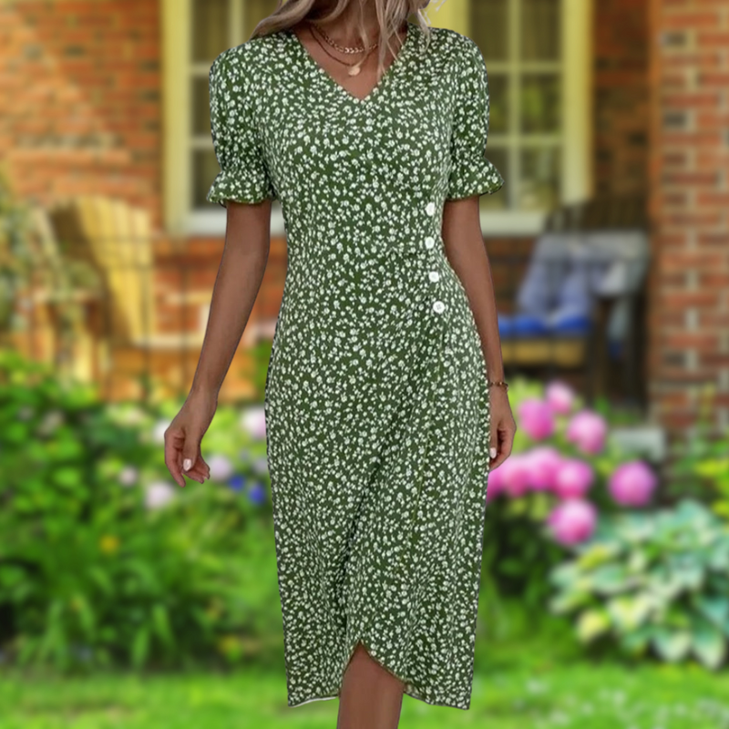 Sophisticated Dress with a Clean Classic Look