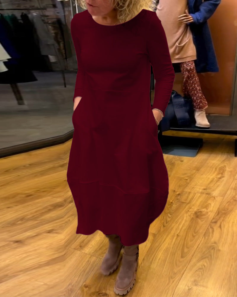 Well Tailored Dress with a Graceful Silhouette