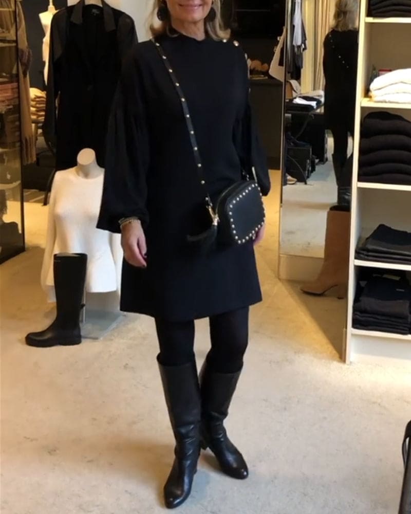 Sophisticated Dress with a Clean Classic Look