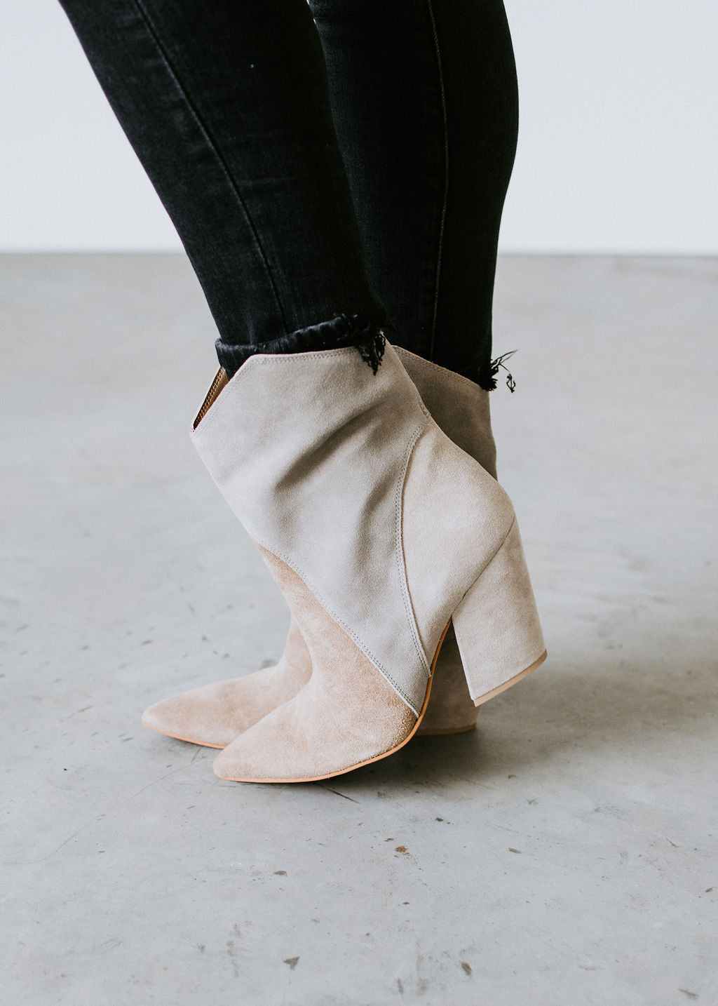 Taupe