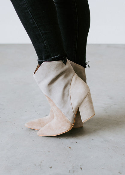 Taupe