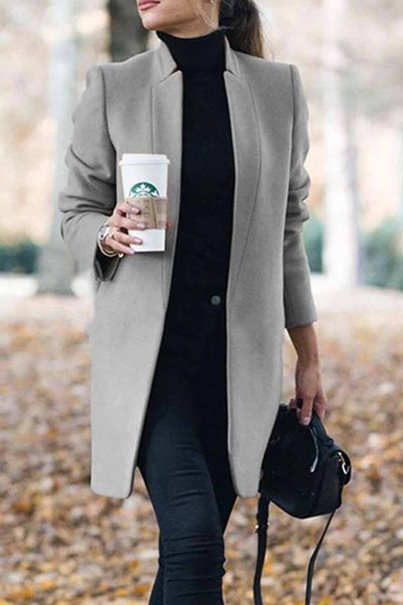Sophisticated Coat with a Clean Classic Look